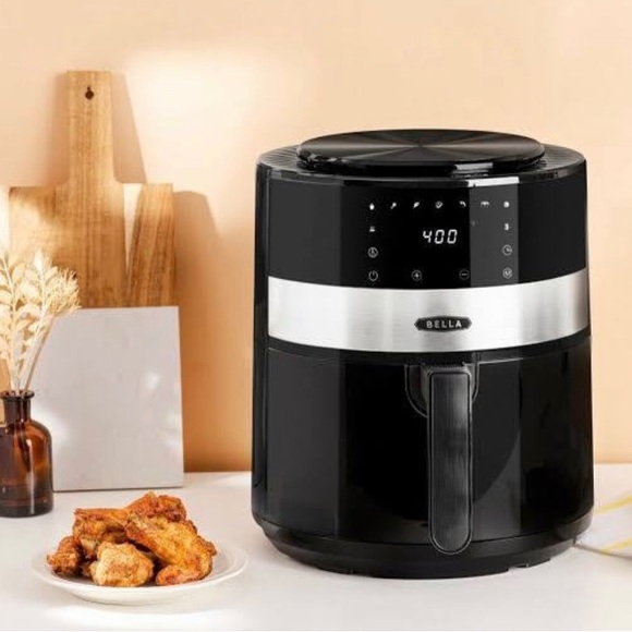 Used BELLA AIR FRYER - Picture 1 of 4